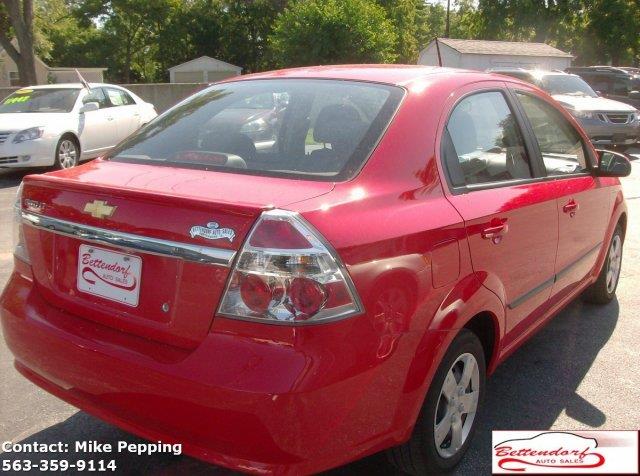 Chevrolet Aveo 2010 photo 2