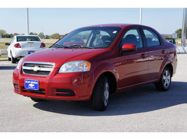 Chevrolet Aveo 2010 photo 3