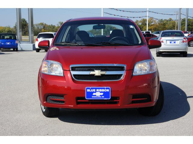 Chevrolet Aveo 2010 photo 4