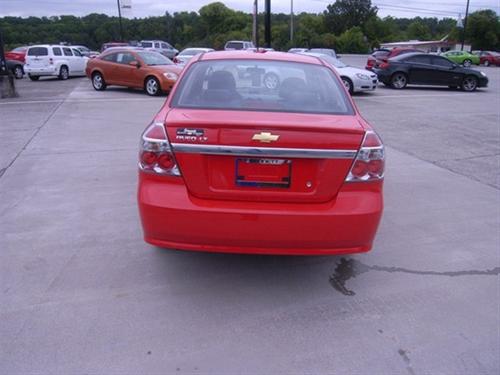 Chevrolet Aveo 2010 photo 2