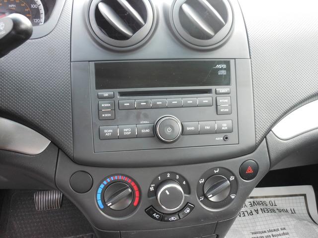 Chevrolet Aveo 2010 photo 4
