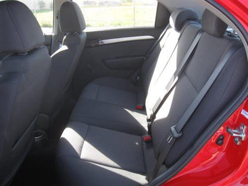 Chevrolet Aveo 2010 photo 2