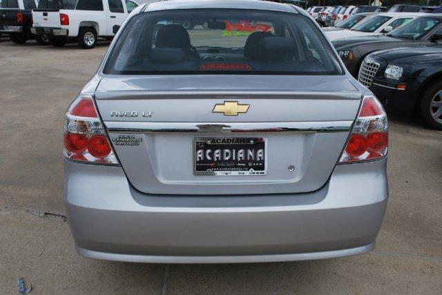 Chevrolet Aveo 2010 photo 3