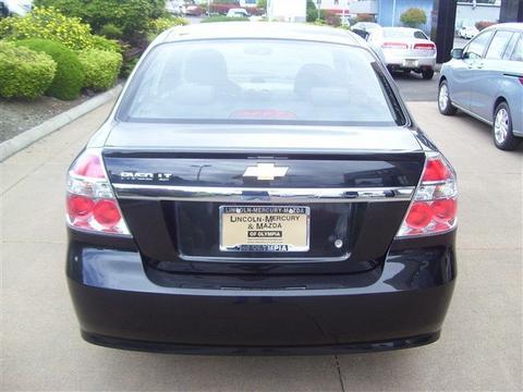 Chevrolet Aveo 2010 photo 2