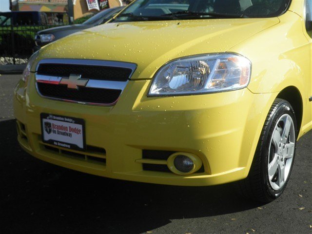 Chevrolet Aveo 2010 photo 3