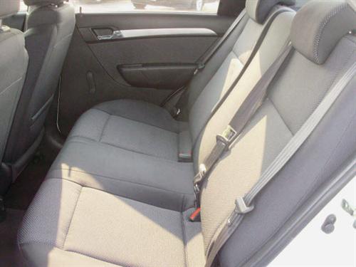 Chevrolet Aveo 2010 photo 2