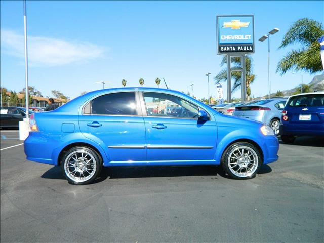 Chevrolet Aveo 2011 photo 2