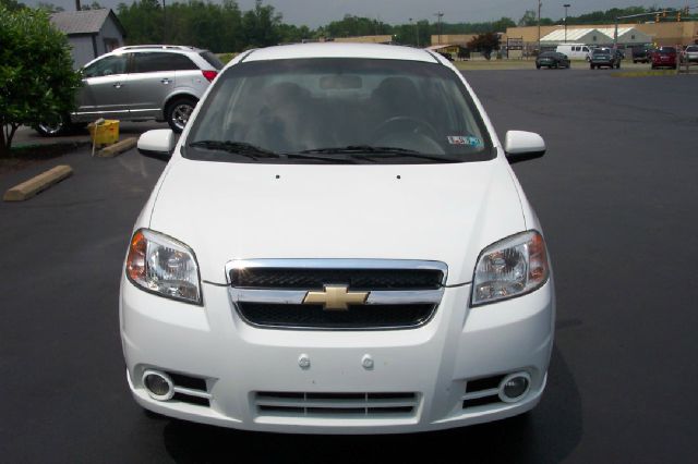 Chevrolet Aveo 4.4i Navigation Sedan
