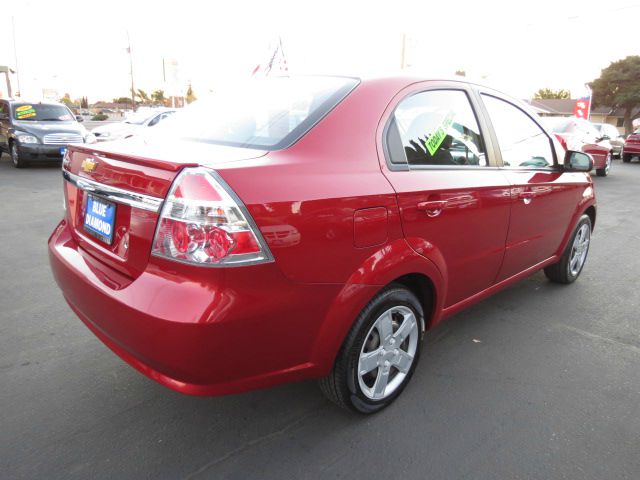 Chevrolet Aveo 2011 photo 1
