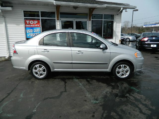 Chevrolet Aveo 2011 photo 2