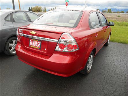 Chevrolet Aveo 2011 photo 2