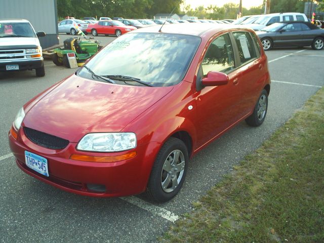 Chevrolet Aveo5 2006 photo 2