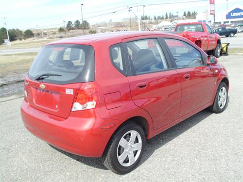 Chevrolet Aveo5 2007 photo 2