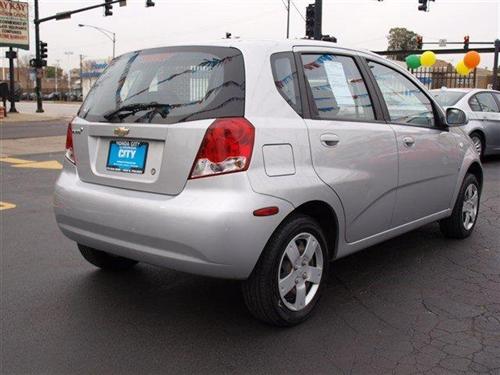 Chevrolet Aveo5 2007 photo 3
