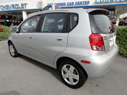 Chevrolet Aveo5 2007 photo 2