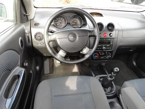 Chevrolet Aveo5 2007 photo 4