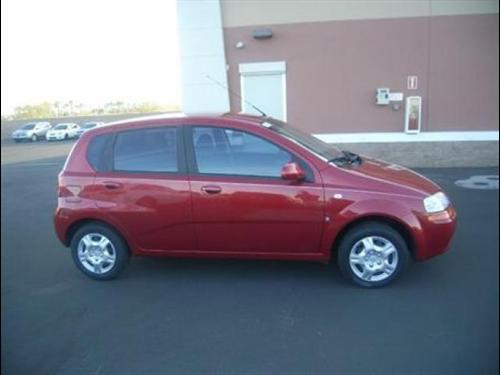 Chevrolet Aveo5 2007 photo 2
