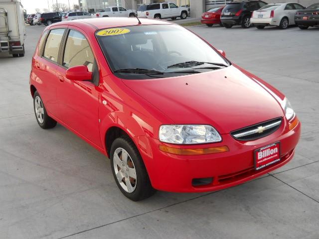 Chevrolet Aveo5 2007 photo 3