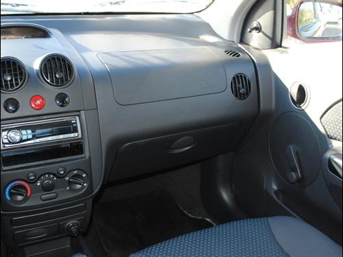 Chevrolet Aveo5 2007 photo 2