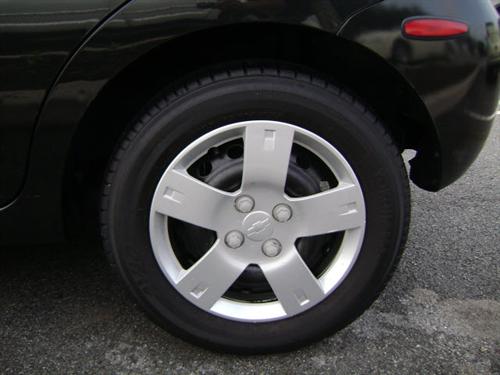 Chevrolet Aveo5 2007 photo 1