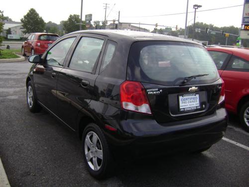 Chevrolet Aveo5 2007 photo 5