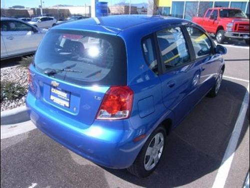 Chevrolet Aveo5 2007 photo 3