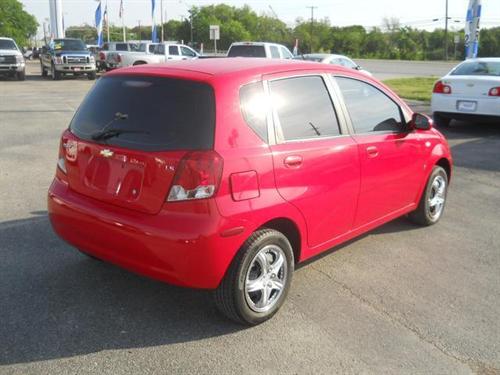 Chevrolet Aveo5 2007 photo 4