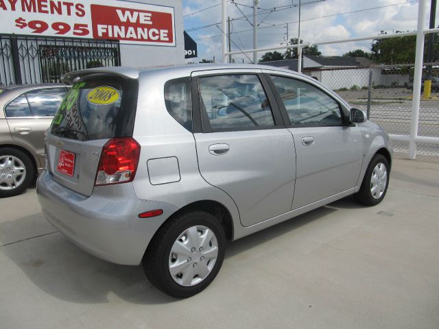 Chevrolet Aveo5 2008 photo 2