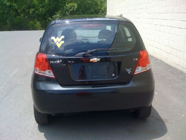 Chevrolet Aveo5 2008 photo 10