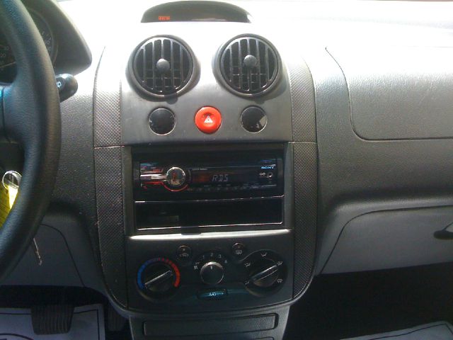 Chevrolet Aveo5 2008 photo 5