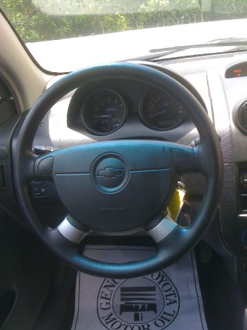 Chevrolet Aveo5 2008 photo 8