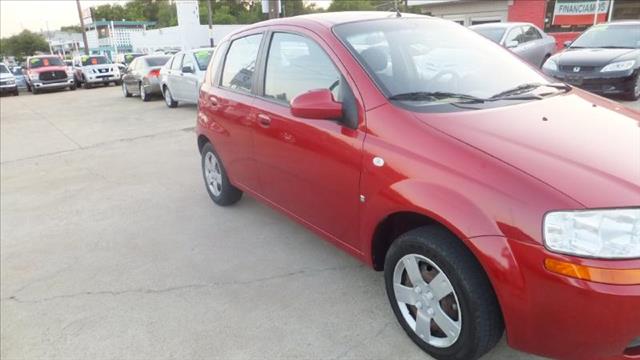 Chevrolet Aveo5 2008 photo 2