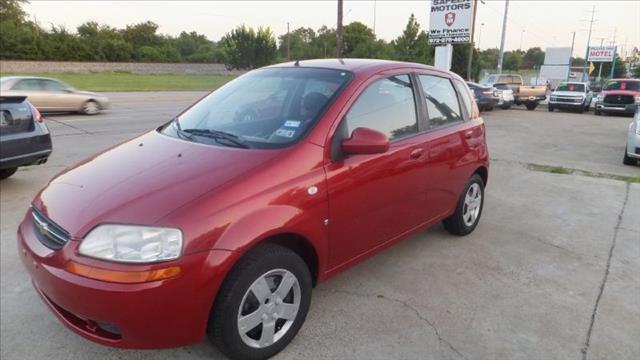 Chevrolet Aveo5 2008 photo 3