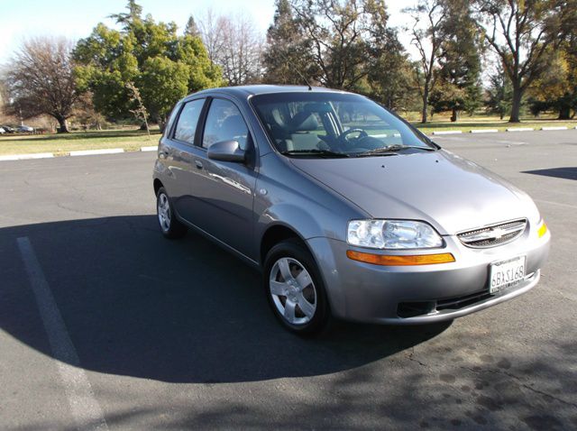 Chevrolet Aveo5 2008 photo 2