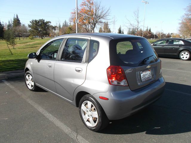 Chevrolet Aveo5 2008 photo 4