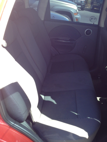 Chevrolet Aveo5 4WD Crew Cab 143.5 LT W/1lt Hatchback