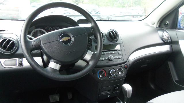Chevrolet Aveo5 2009 photo 5