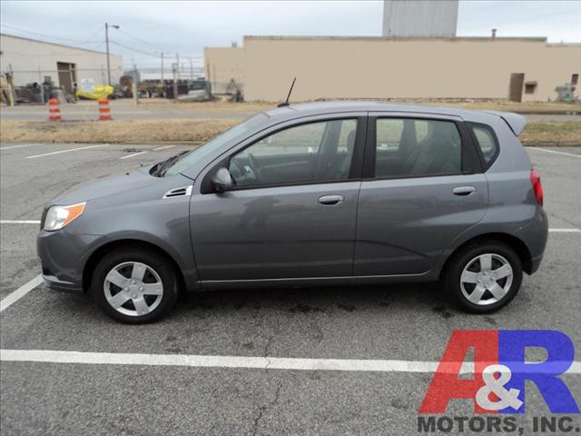 Chevrolet Aveo5 2009 photo 2