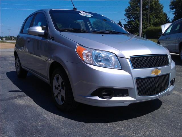 Chevrolet Aveo5 2009 photo 2