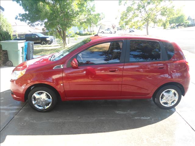 Chevrolet Aveo5 2009 photo 1