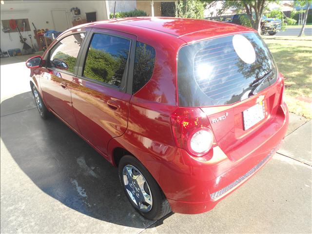 Chevrolet Aveo5 2009 photo 3