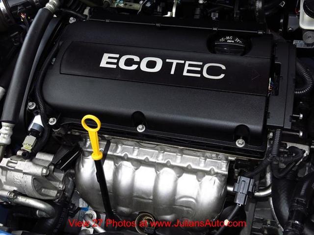 Chevrolet Aveo5 2009 photo 12