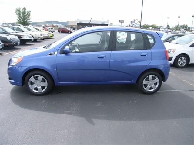 Chevrolet Aveo5 2009 photo 4