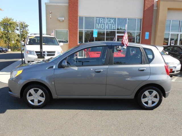 Chevrolet Aveo5 2009 photo 4
