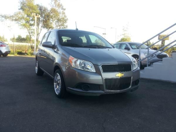 Chevrolet Aveo5 2010 photo 1