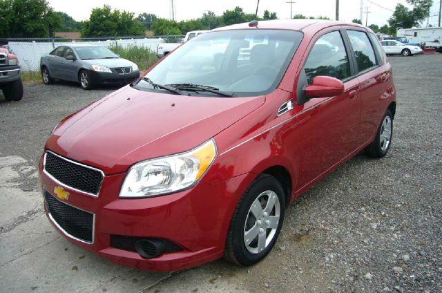 Chevrolet Aveo5 2010 photo 2