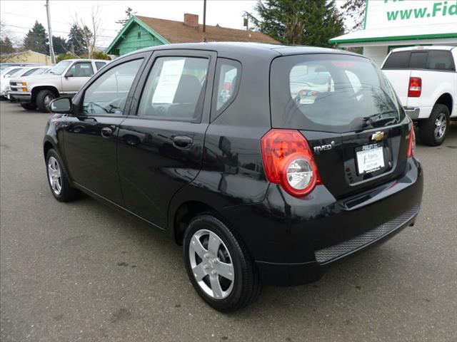 Chevrolet Aveo5 2010 photo 2