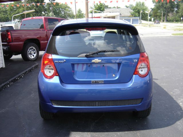 Chevrolet Aveo5 2010 photo 1