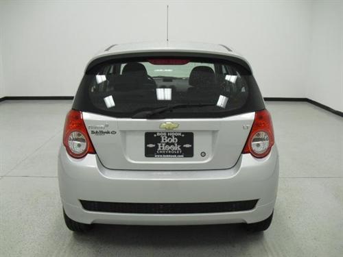 Chevrolet Aveo5 2011 photo 2