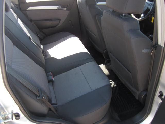 Chevrolet Aveo5 2011 photo 2